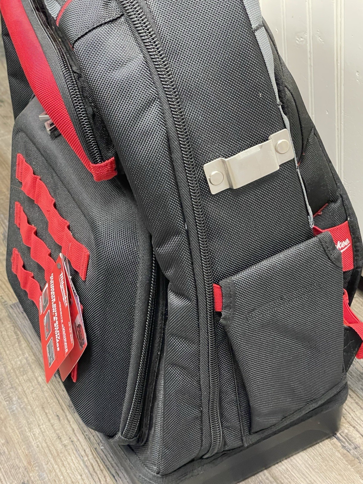 NEW MILWAUKEE TOOL 48-22-8201 ULTIMATE JOB SITE BACKPACK !!