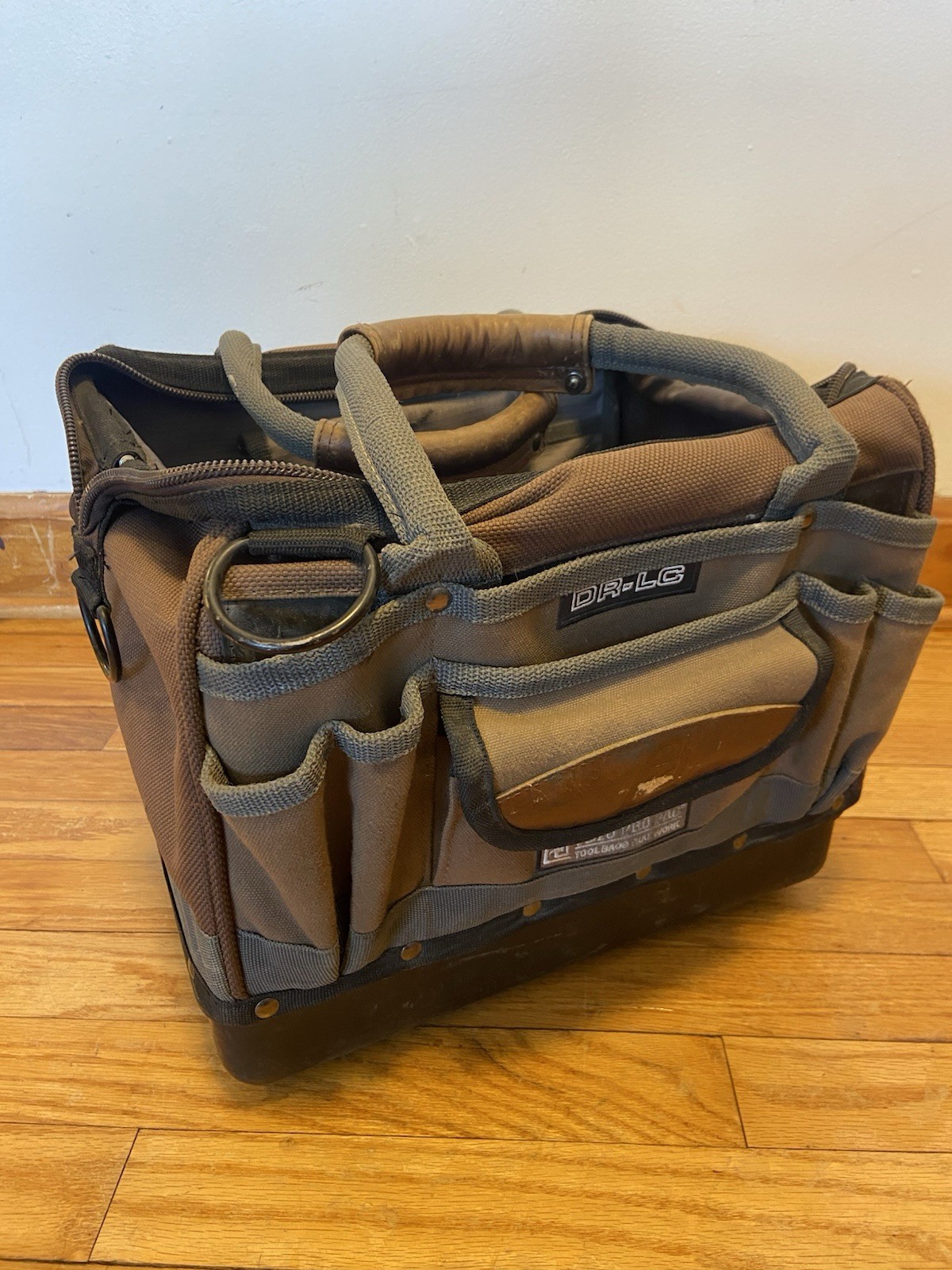 Veto Pro Pac DR-LC Tool Bag Medium Nylon Padded Handle Brown Heavy Duty