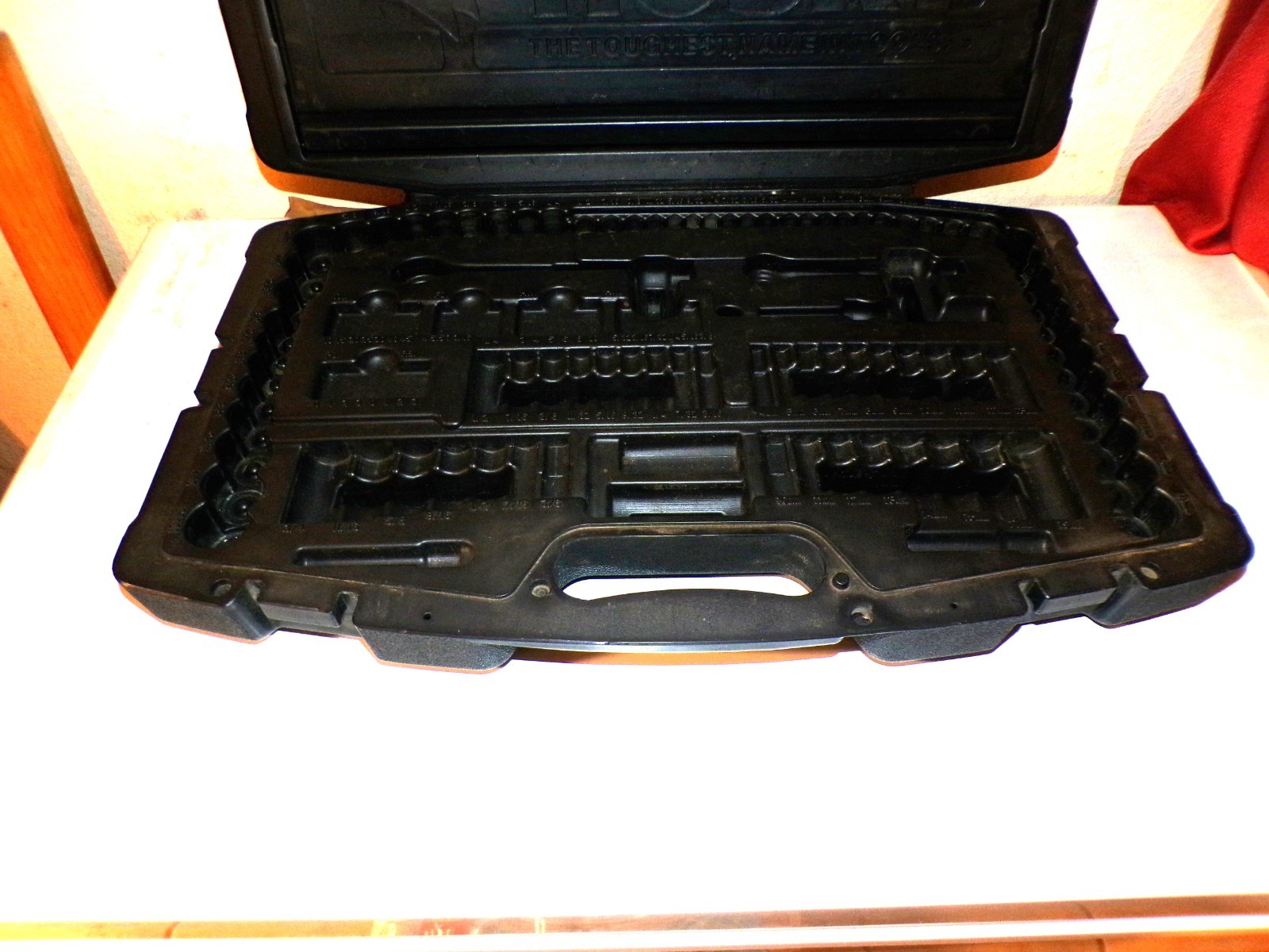 HUSKY (EMPTY) BLACK PLASTIC HARD CASE TOTE TOOL CARRIER
