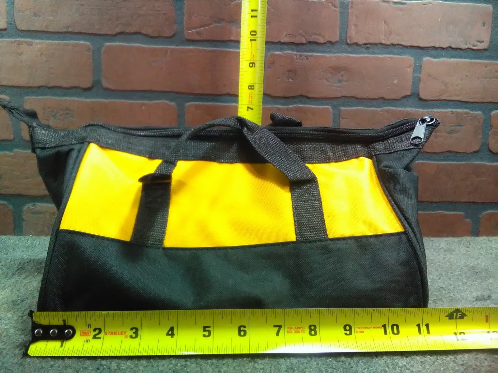 DeWalt 11″ HD Canvas Contractor Tool Storage Bag-***NEW***