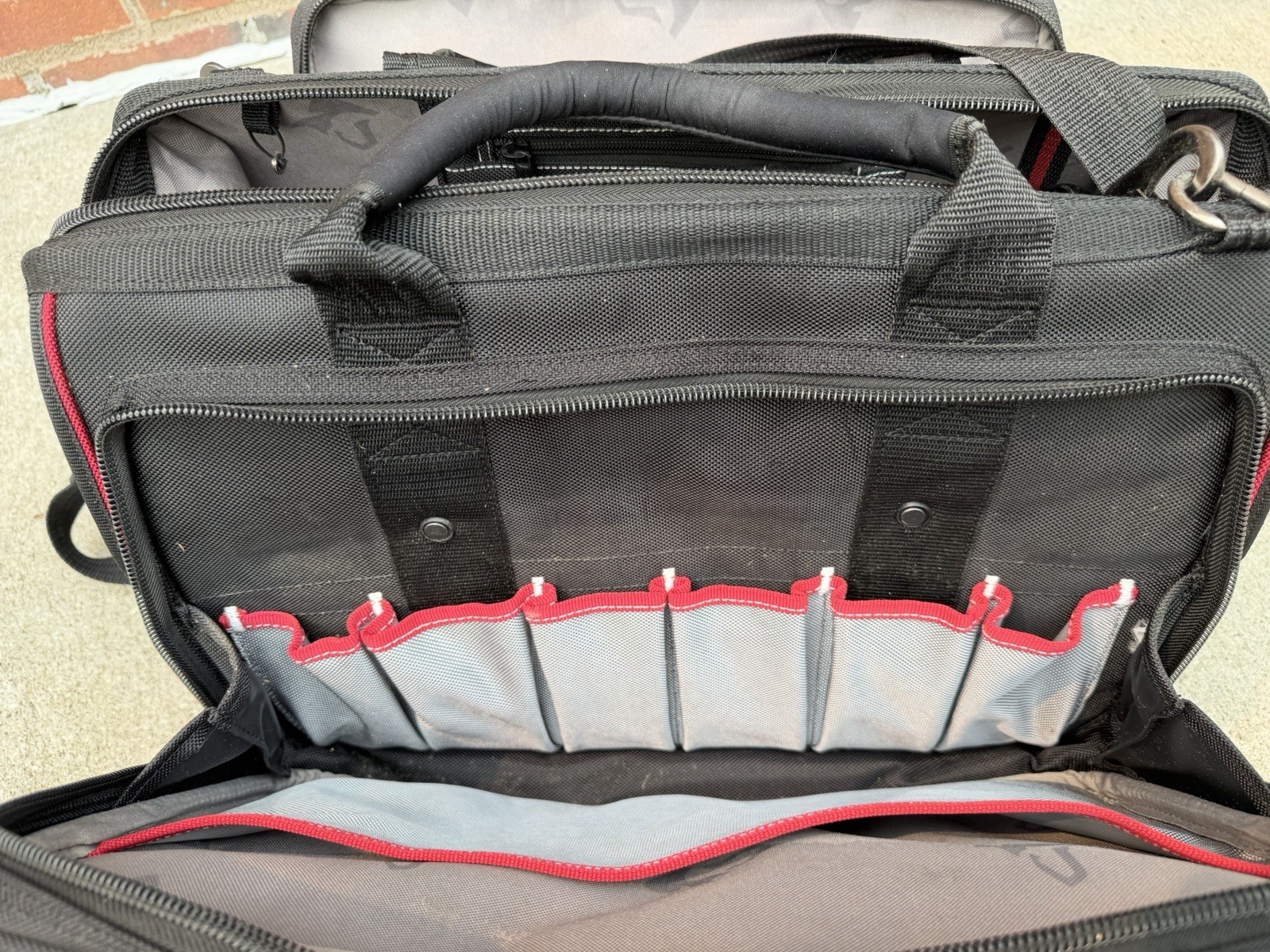 Husky 18″ Large-Mouth Tool Bag With Tool Wall Heavy-Duty Multi-Pocket Organizer