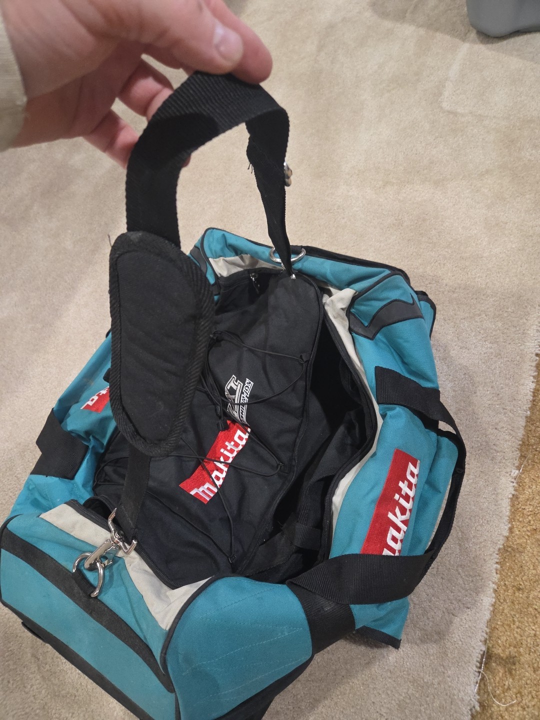 Makita Rolling Tool Bag with strap- Wheels Large size