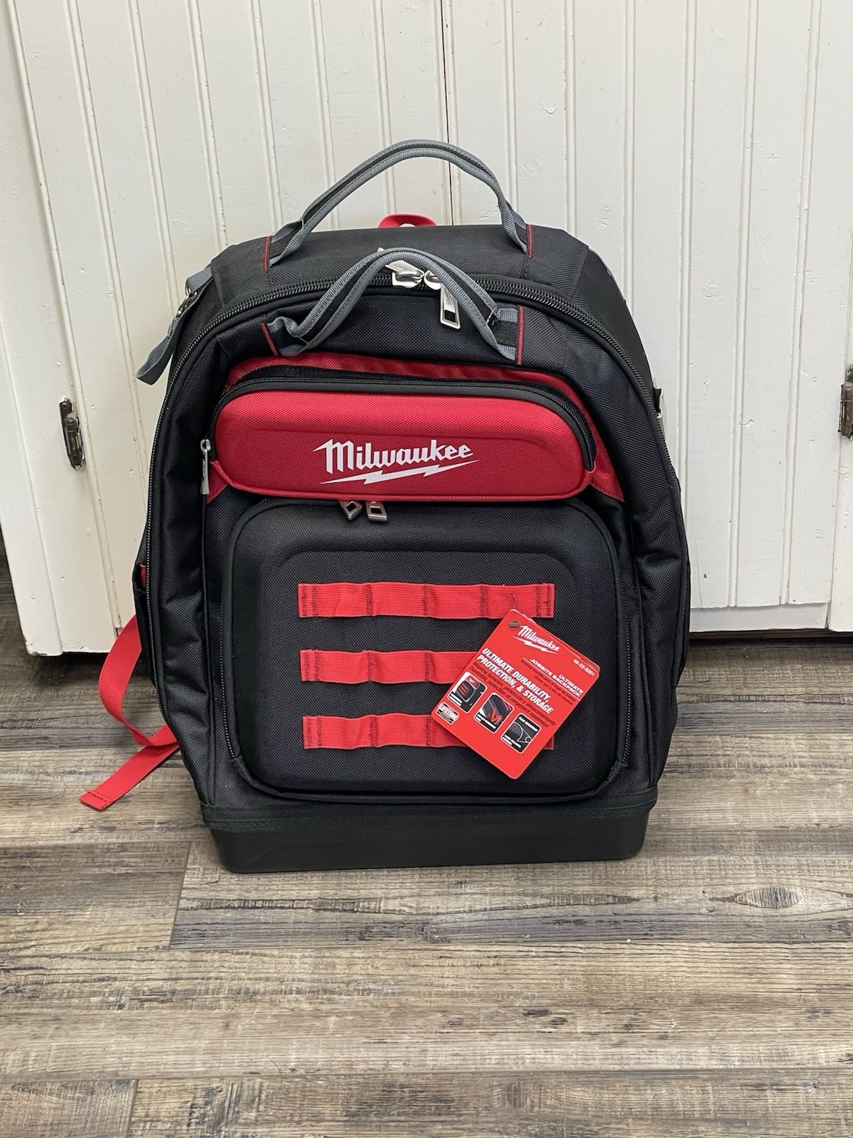 NEW MILWAUKEE TOOL 48-22-8201 ULTIMATE JOB SITE BACKPACK !!