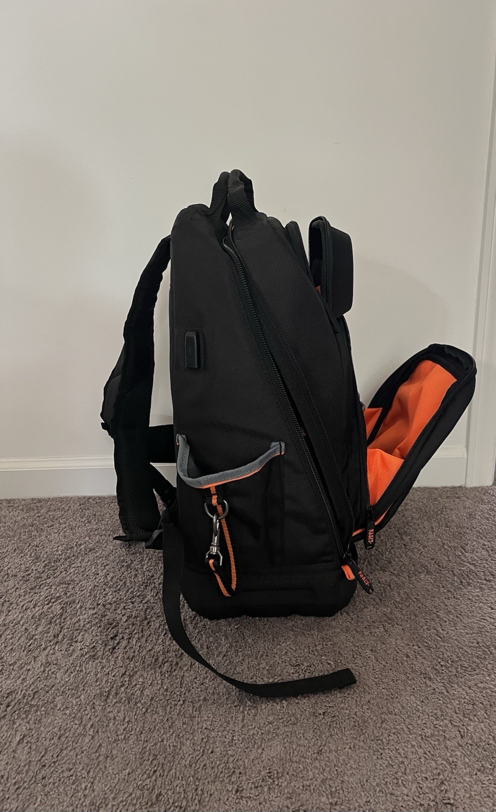 Klein Tools Tradesman Pro XL Nylon Tool Backpack Black/Orange 40 pockets
