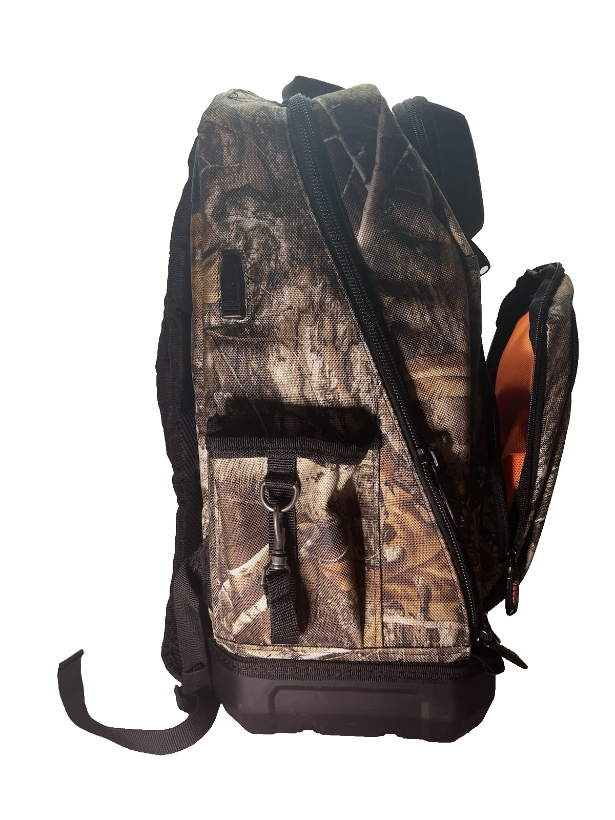 Klein Tools 62800BPCAMO Backpack Tool Bag Tradesman Pro Extra-Large 40-Pocket