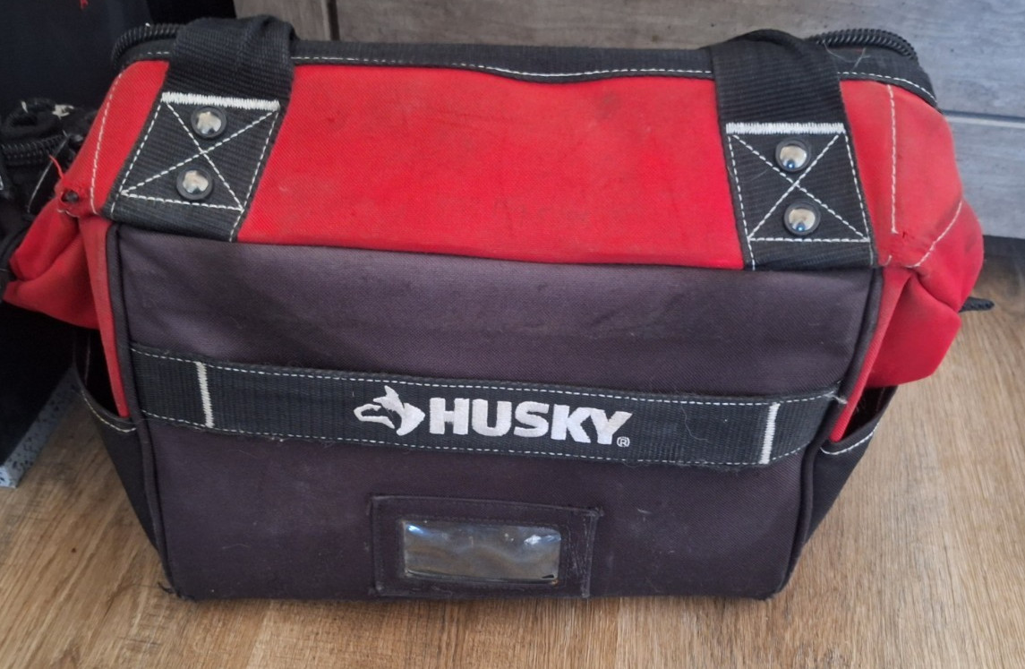 Husky 15 Inch Contractor’s Multi-Purpose Water-Resistant Tool Bag
