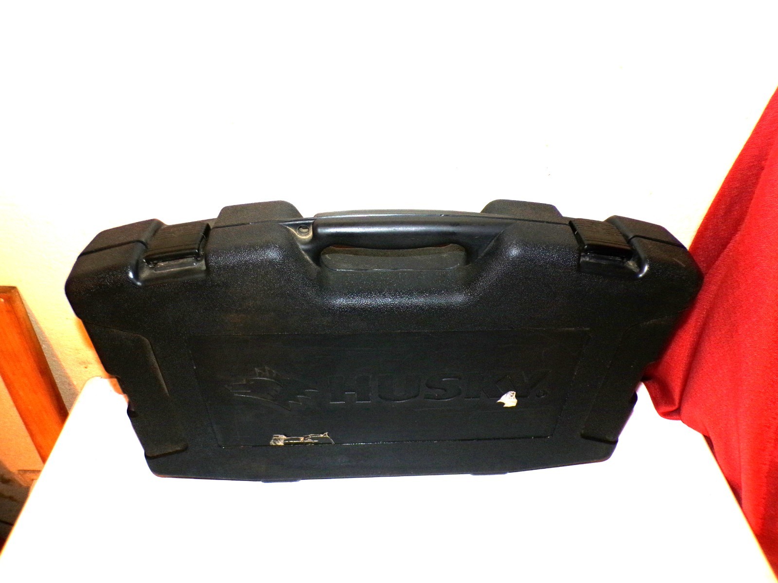 HUSKY (EMPTY) BLACK PLASTIC HARD CASE TOTE TOOL CARRIER