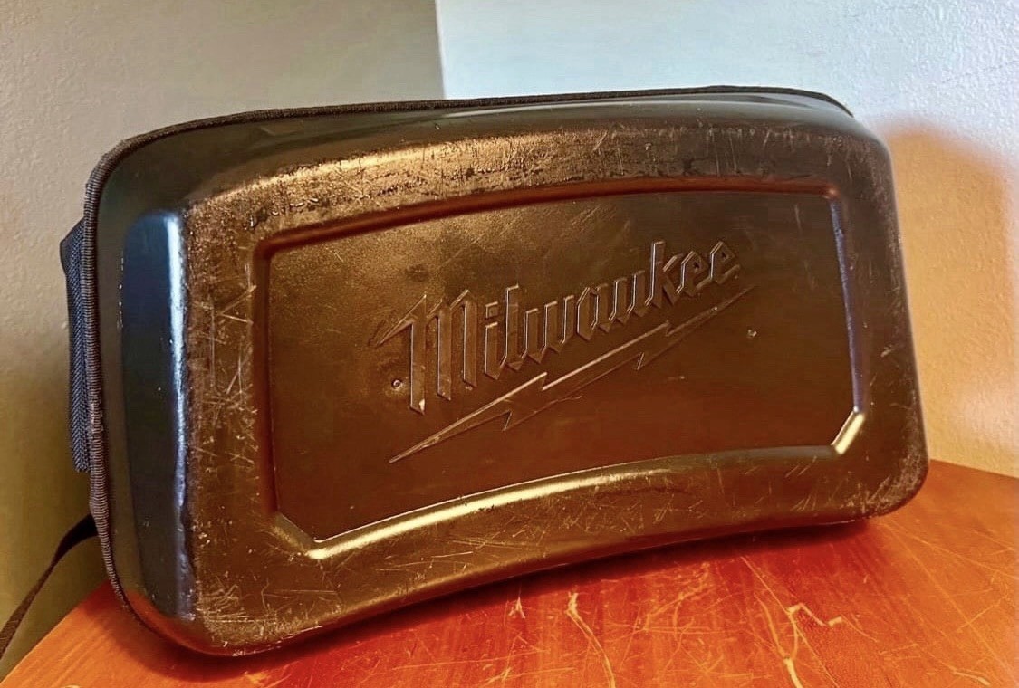 Milwaukee Tool And Laptop Bag No: 48-22-8200 (PLEASE READ)