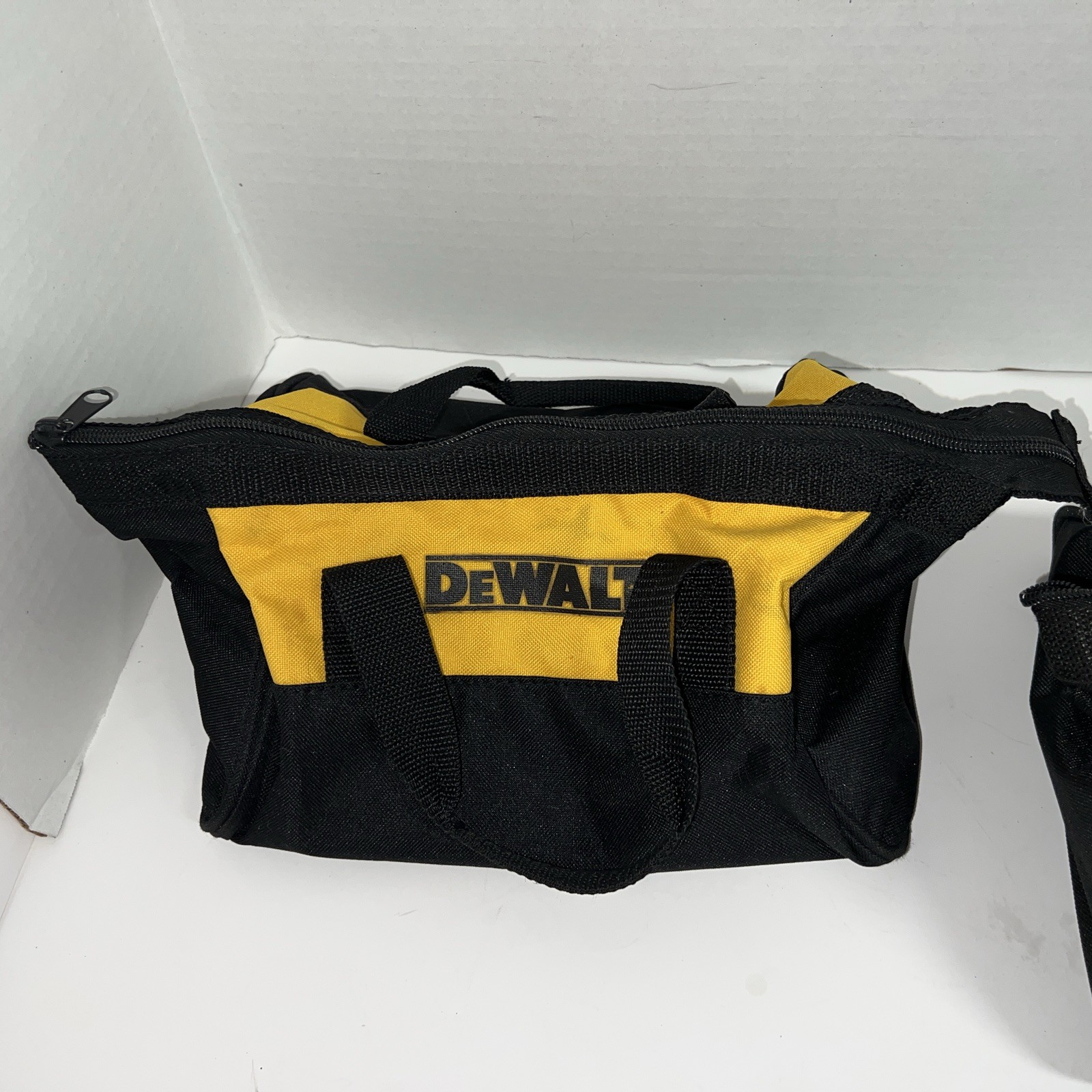 2 PC DEWALT THICK NYLON CONTRACTOR TRADESMAN TOOL CARRY BAG TOTE 11″ X 9″ X 7″