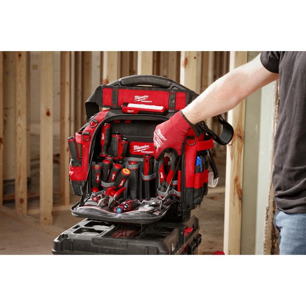 Milwaukee 48-22-8316 PACKOUT 15″ Structured Tool Bag