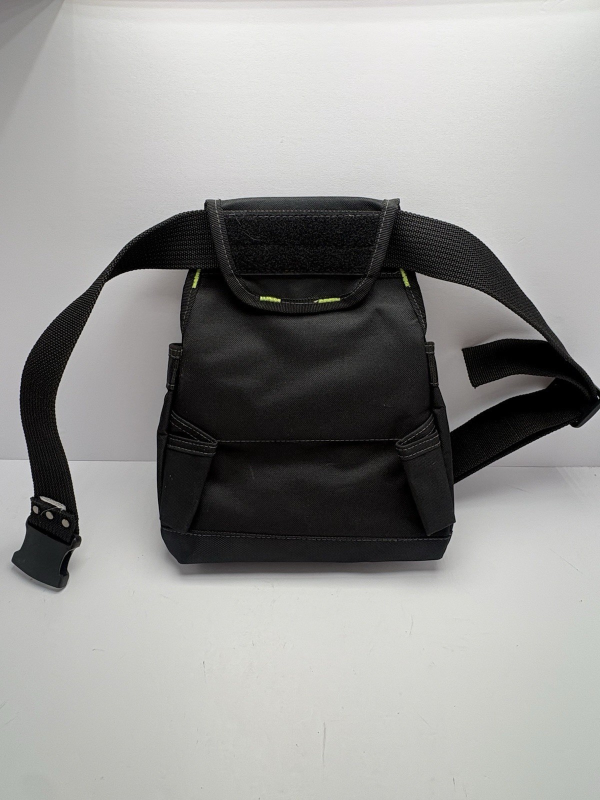 AWP Handyman Tool Pouch Nylon Adjustable Belt Pouch Black/Gray Green Trim