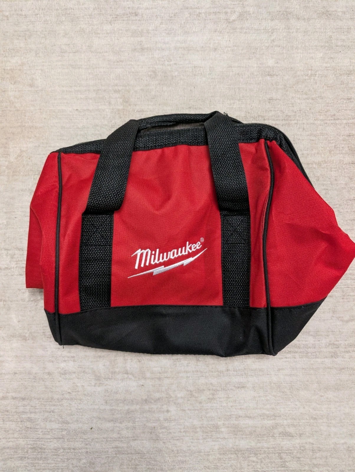 Milwaukee (11″ x 11″ x 10) Heavy Duty Contractors Bag