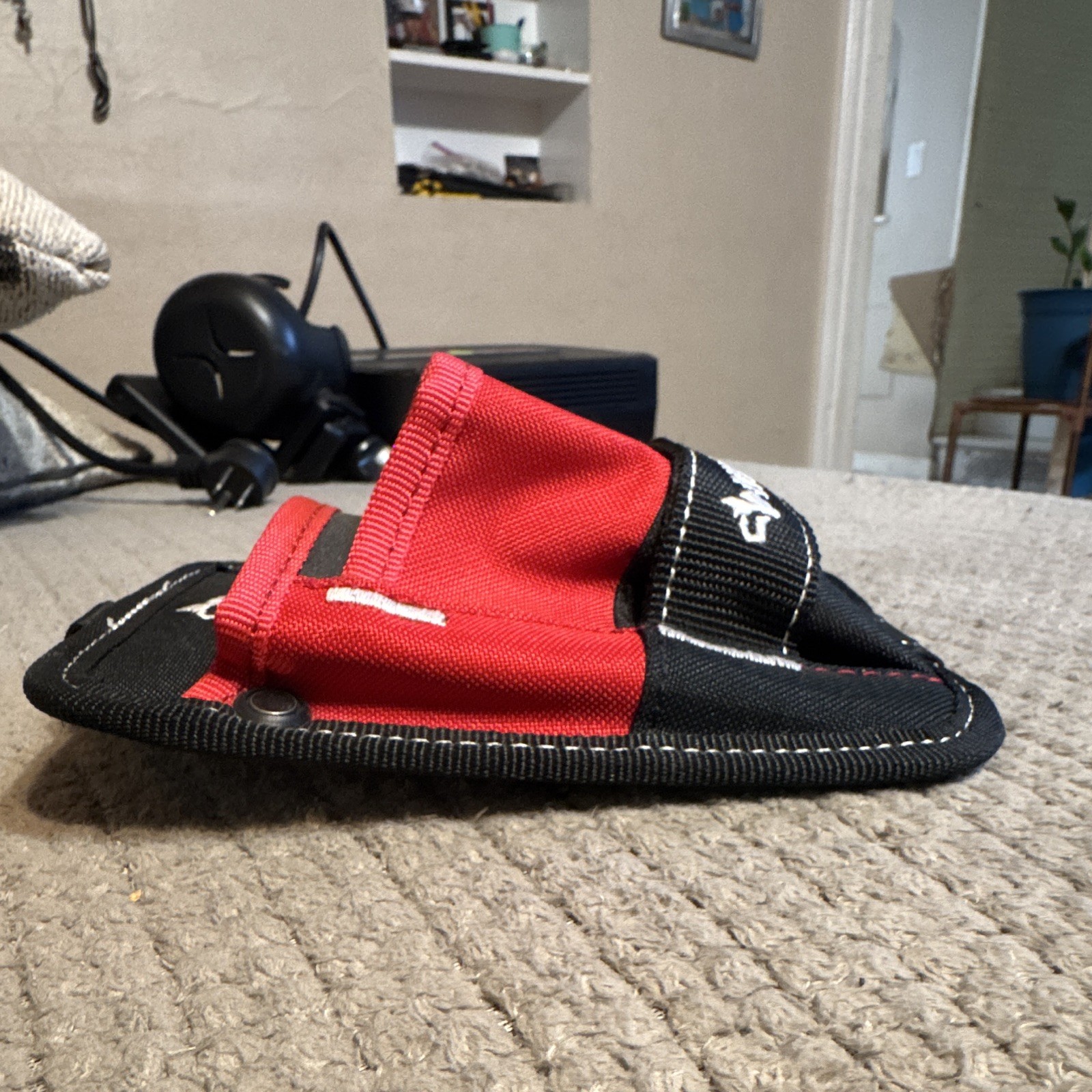 Husky 1001833206 Black/Red Fabric Tool Pouch Holster with Belt Clip Small