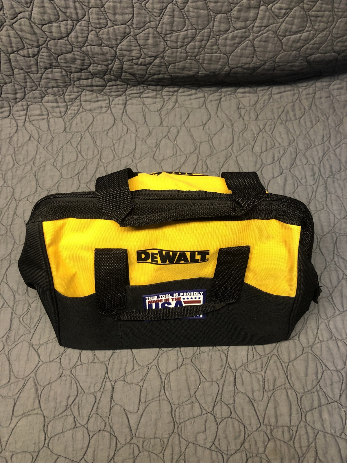 NEW DEWALT Heavy Duty Nylon Tool Bag Tote CarryCase 13″ x 9″ x 10″ w/Tuff Bottom