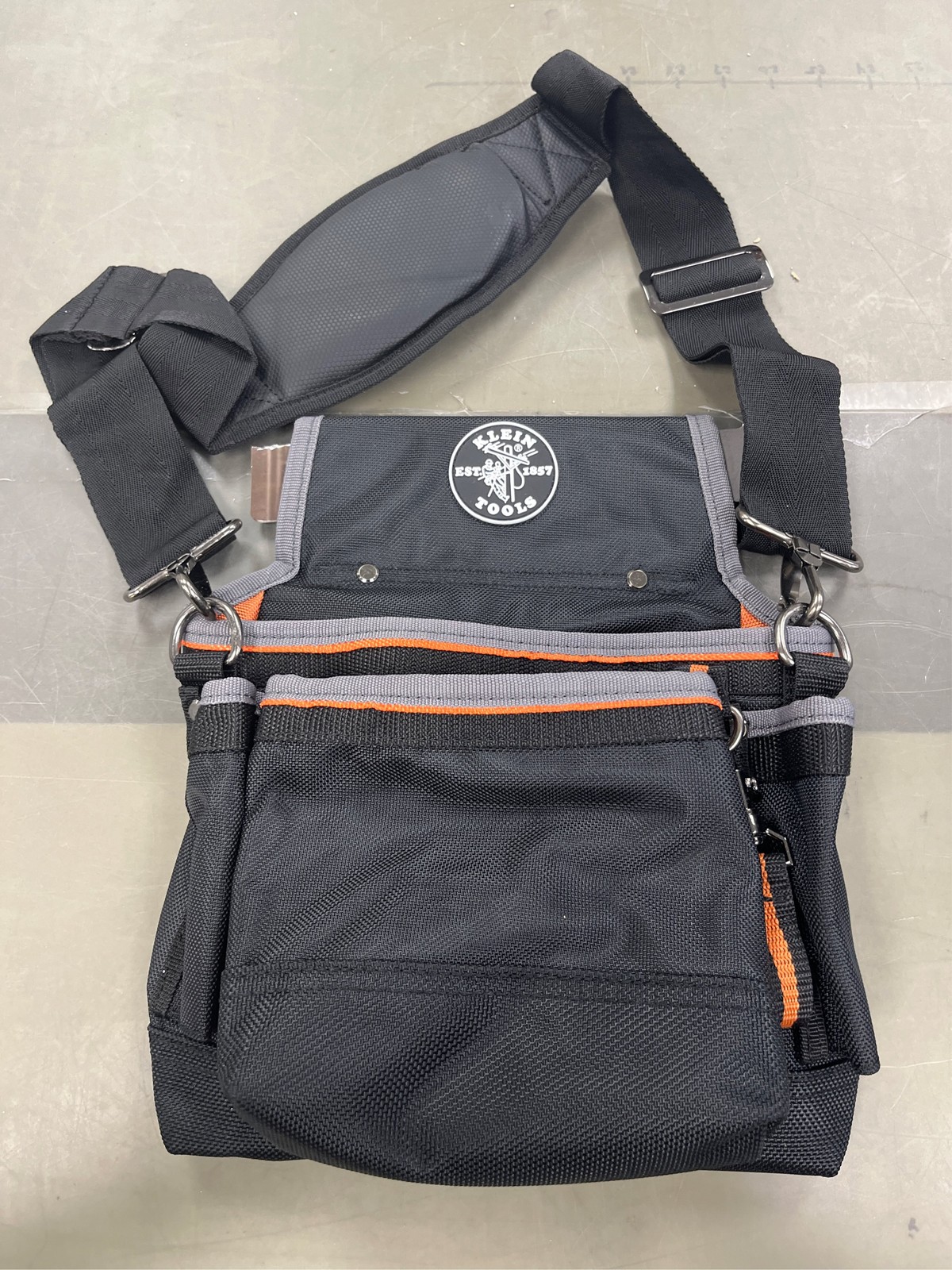 Klein Tools Tradesman Pro 15 Pocket Tool Pouch
