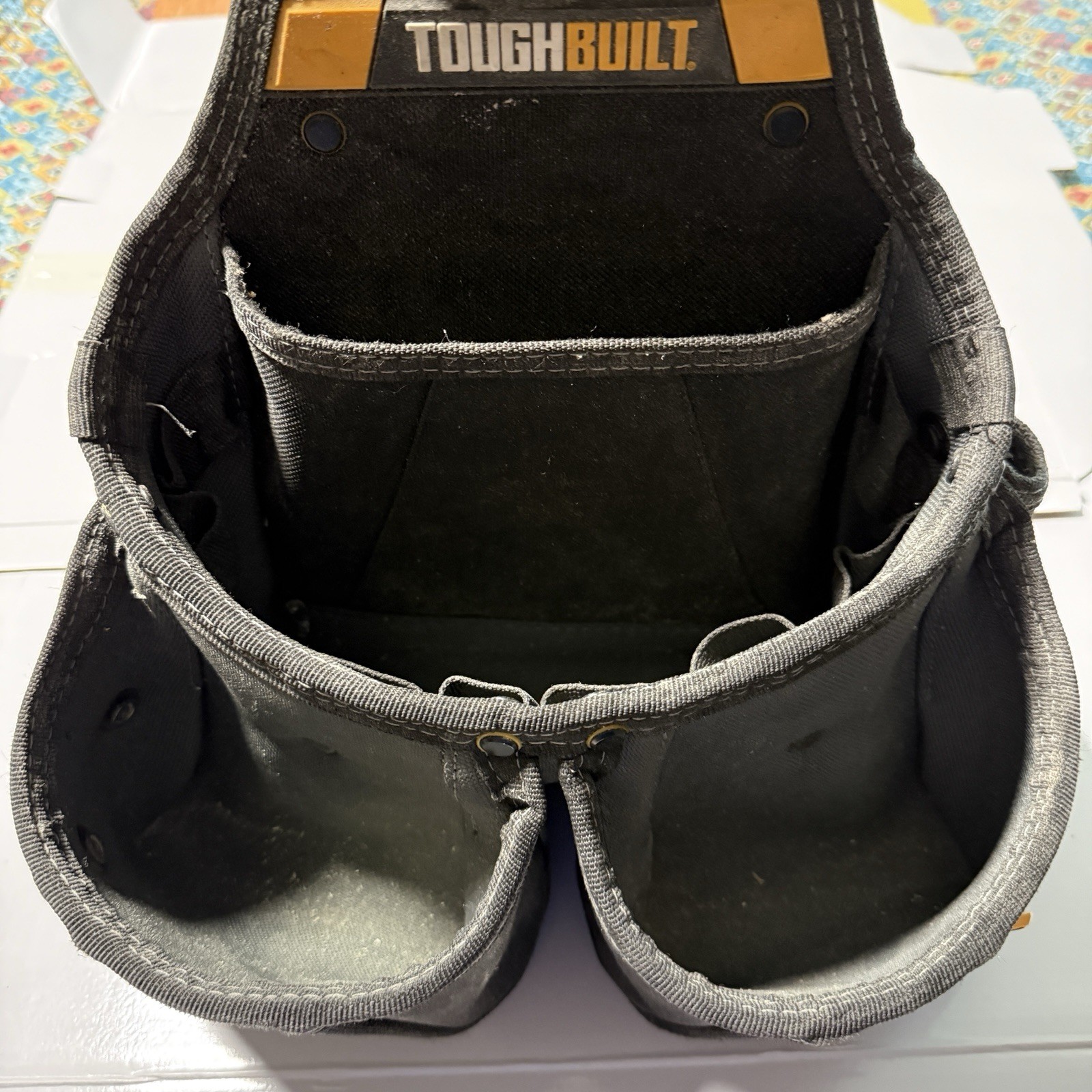 Toughbuilt Belt, Suspenders, 1 Large Pouch With Kickstand And 1 Smaller Pouch