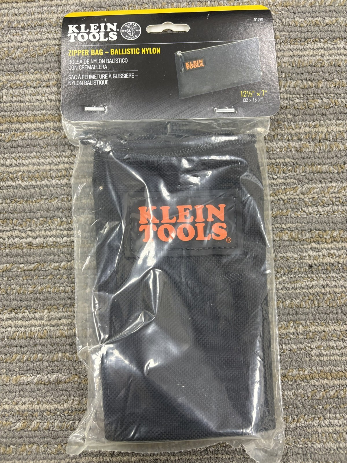 Klein Tools 5139B Cordura Ballistic Nylon Zipper Tool Bag – 12.5in x 7in – Black